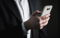 欧艺区块链APP涉及药物销售的风险与合规指南